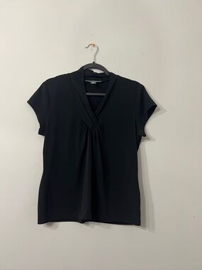 Josephine Chaus Black V-Neck Short Sleeve Blouse
